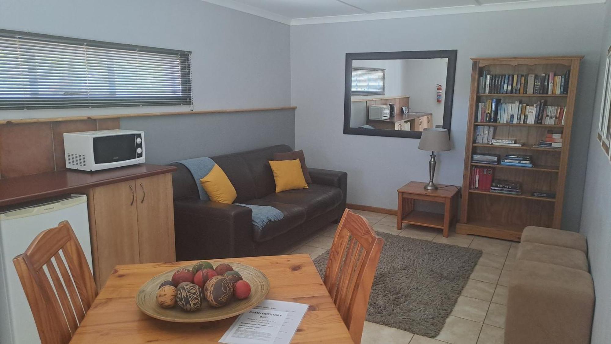 African Dawn B&B Calvinia Екстер'єр фото