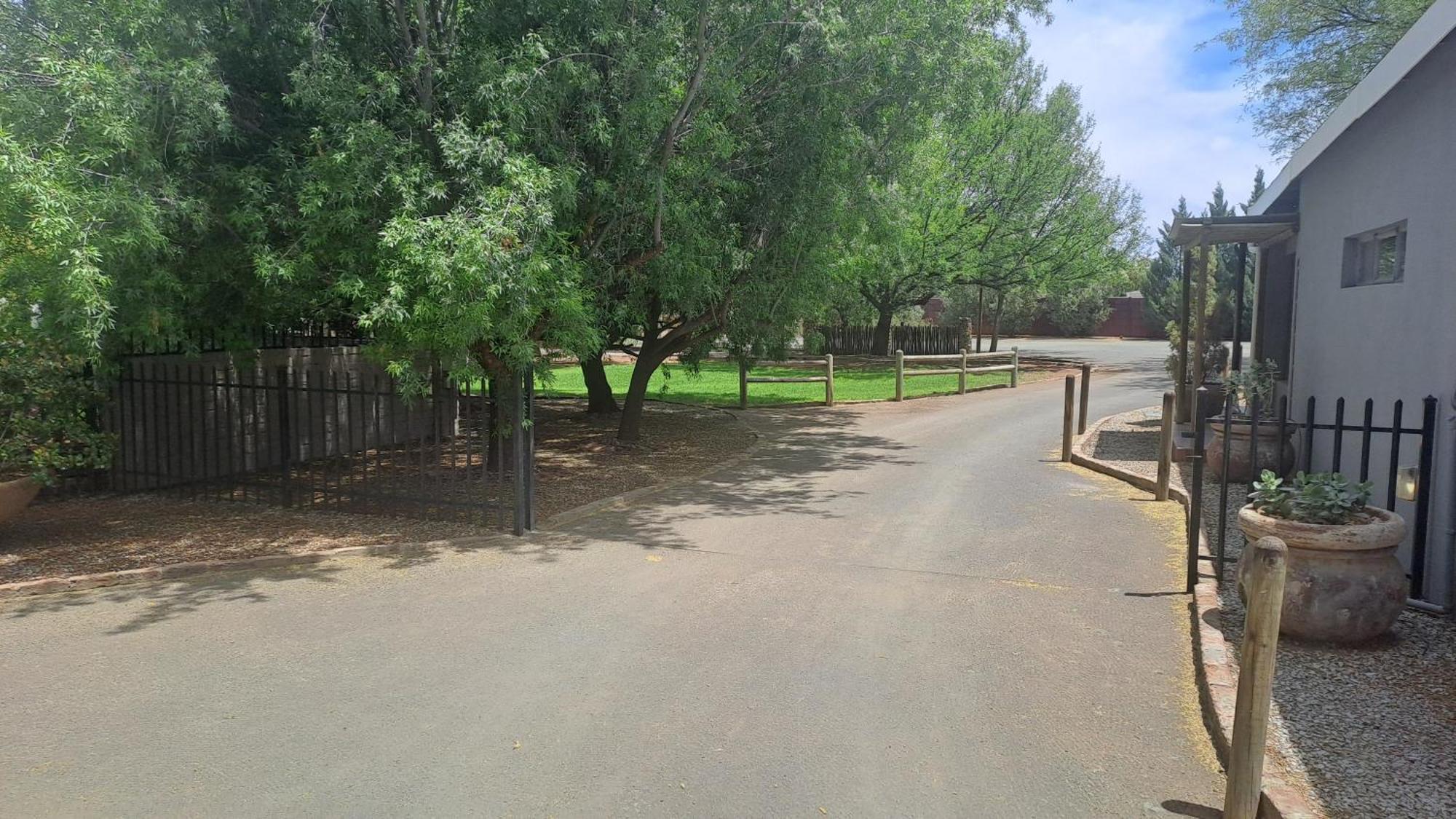 African Dawn B&B Calvinia Екстер'єр фото