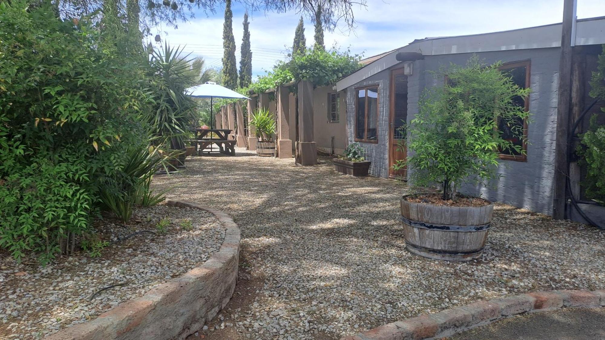 African Dawn B&B Calvinia Екстер'єр фото
